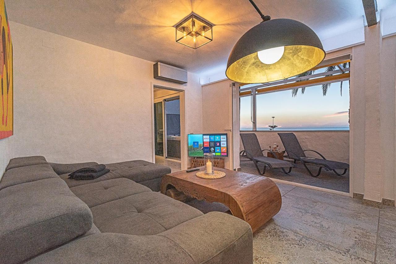 Mogan Luxury Apartment, Sea Views, Jacuzzi And Sauna. Dış mekan fotoğraf