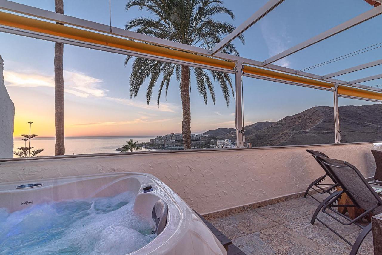 Mogan Luxury Apartment, Sea Views, Jacuzzi And Sauna. Dış mekan fotoğraf